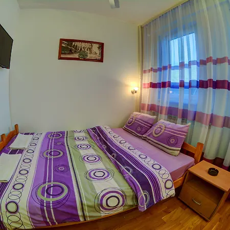 And S Hostel Belgrade