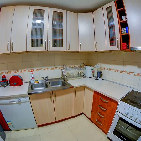 And S Albergue Belgrado