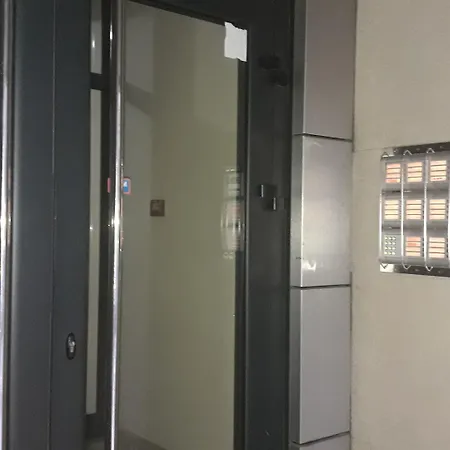 And S Albergue Belgrado